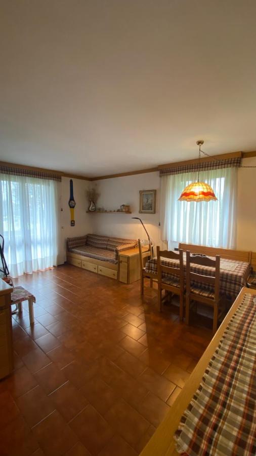 Trilocale Accogliente Con Camino A Pochi Minuti Da Madonna Di Campiglio Apartment สปิอาซโซ ภายนอก รูปภาพ